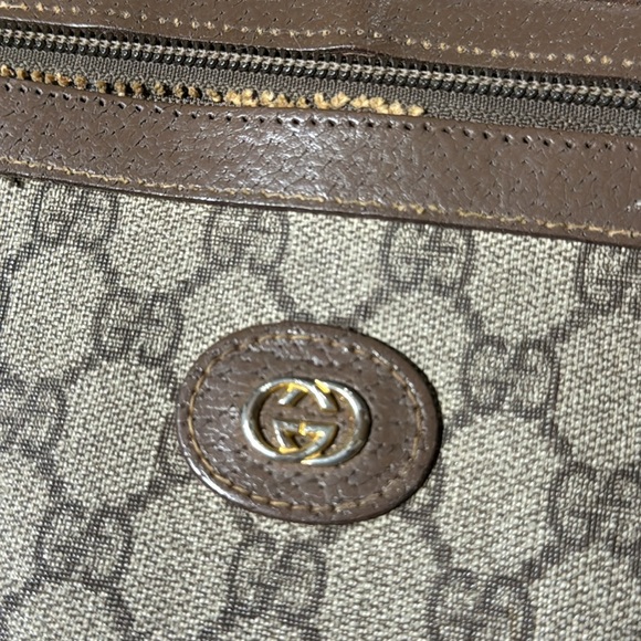 Authentic Gucci Clutch Bag - Picture 13 of 14